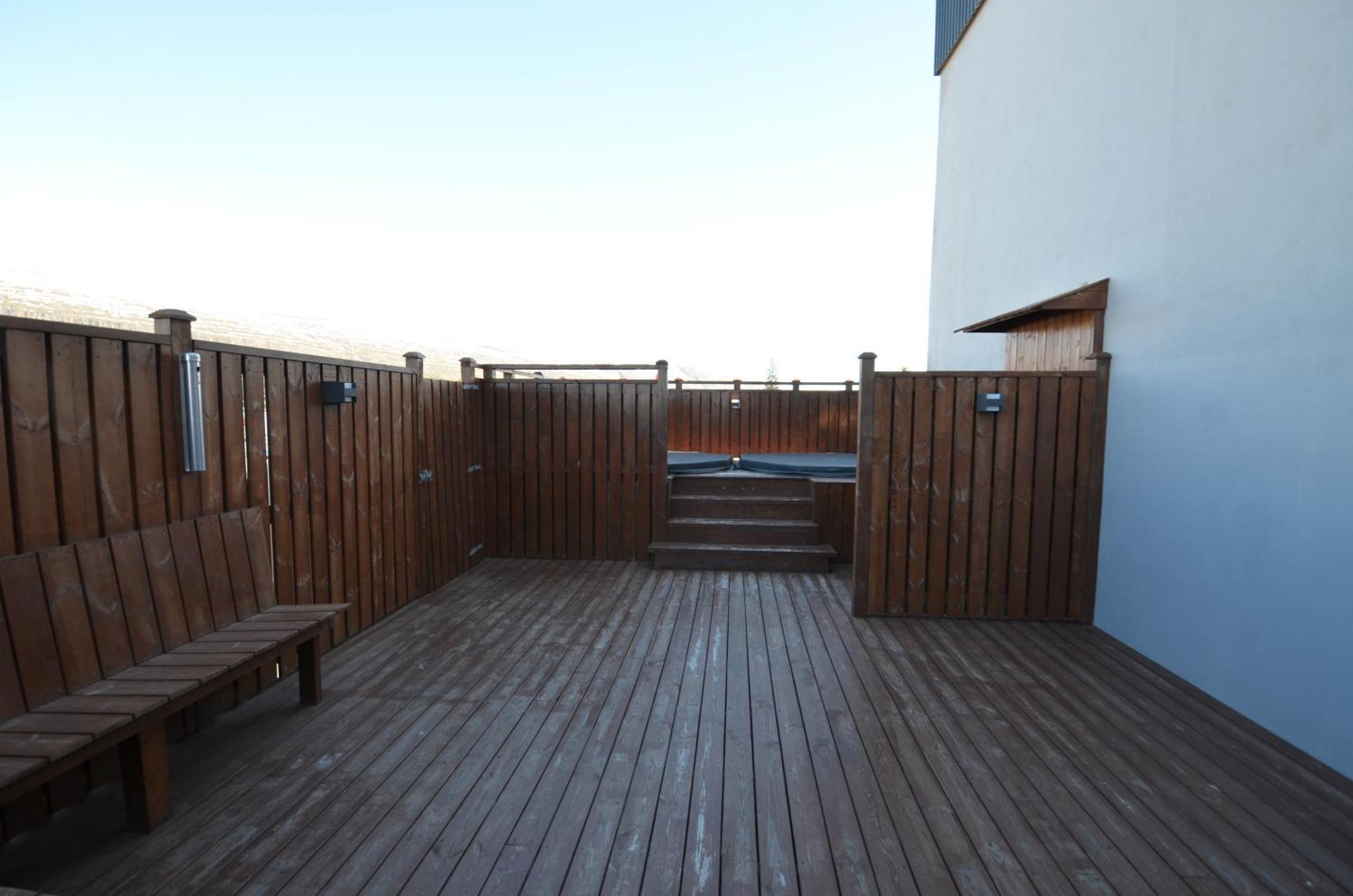 Modern Apartment Hosted By Ll Akureyri Exterior photo